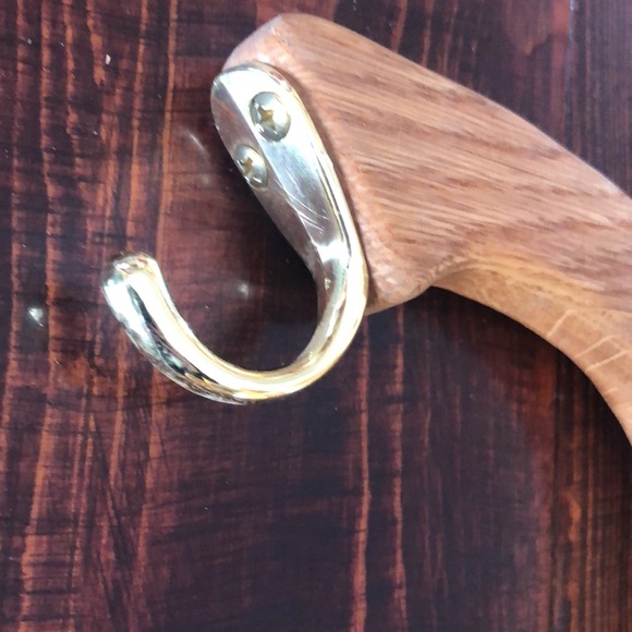 Wooden Handcrafted Banana Holder! - Picture 3 of 6